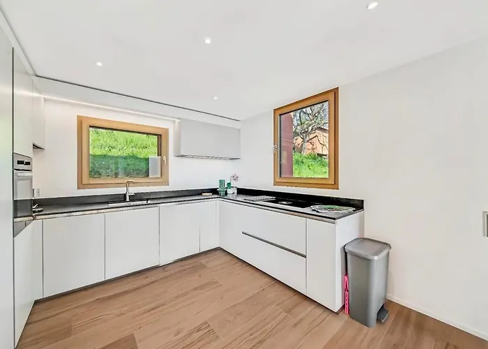 Villa Rose In The Center Of By Guestlee Montreux