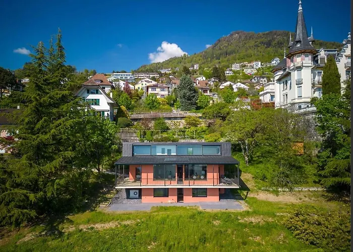 Rose In The Center Of By Guestlee